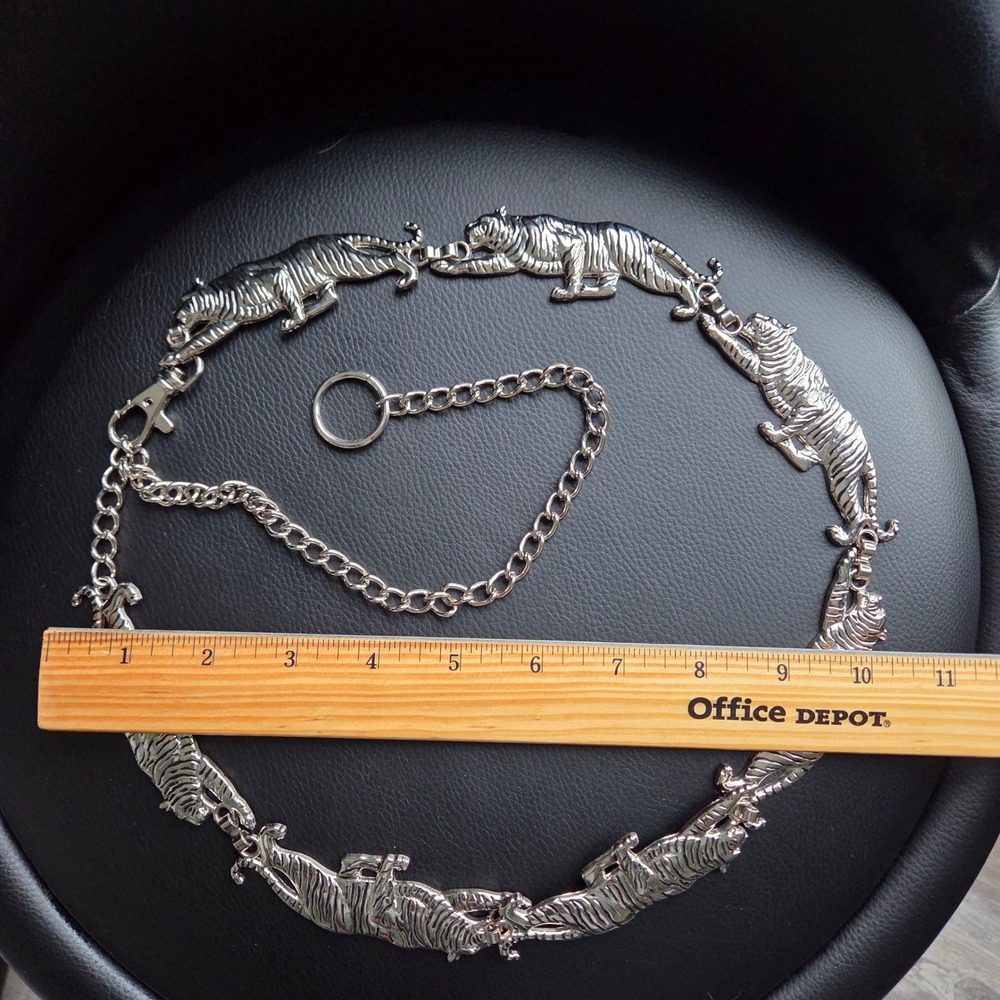 Vintage 90s Silver Tone Tiger Panther Chain Link Belt Y2K Statement Chunky 40" - Picture 11 of 15